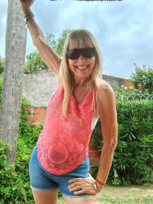 e08cfcf3d16628c61753c2f2c60fc77d