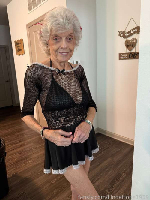 ee6a3c0f640645ec66667677e1d117f2