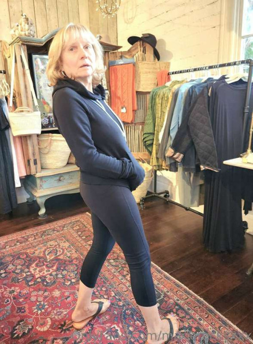 f2f2ca8a1d3a8e4f3a11f8871b9c9f30