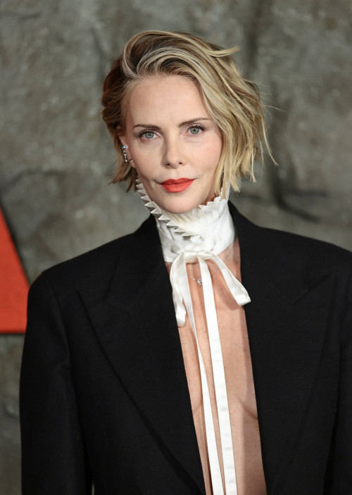 583b122b2a6bc647f438c60ede759ff2